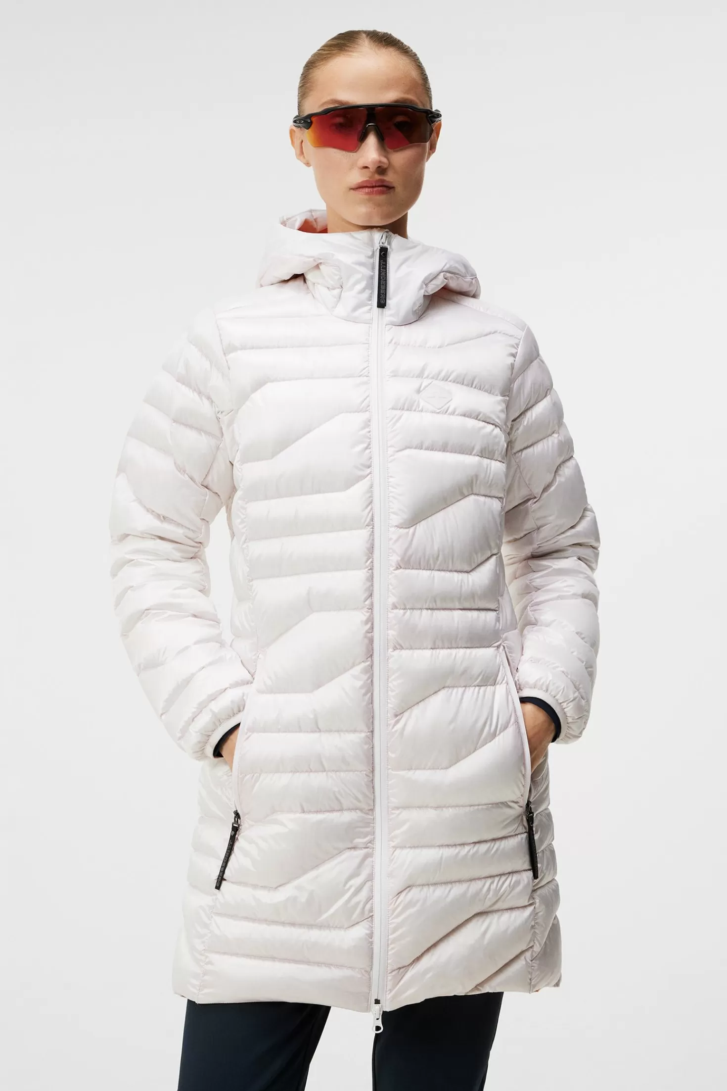 w_cliff_light_down_parka_0-1.webp W Cliff Light Down Parka | J.Lindeberg Best