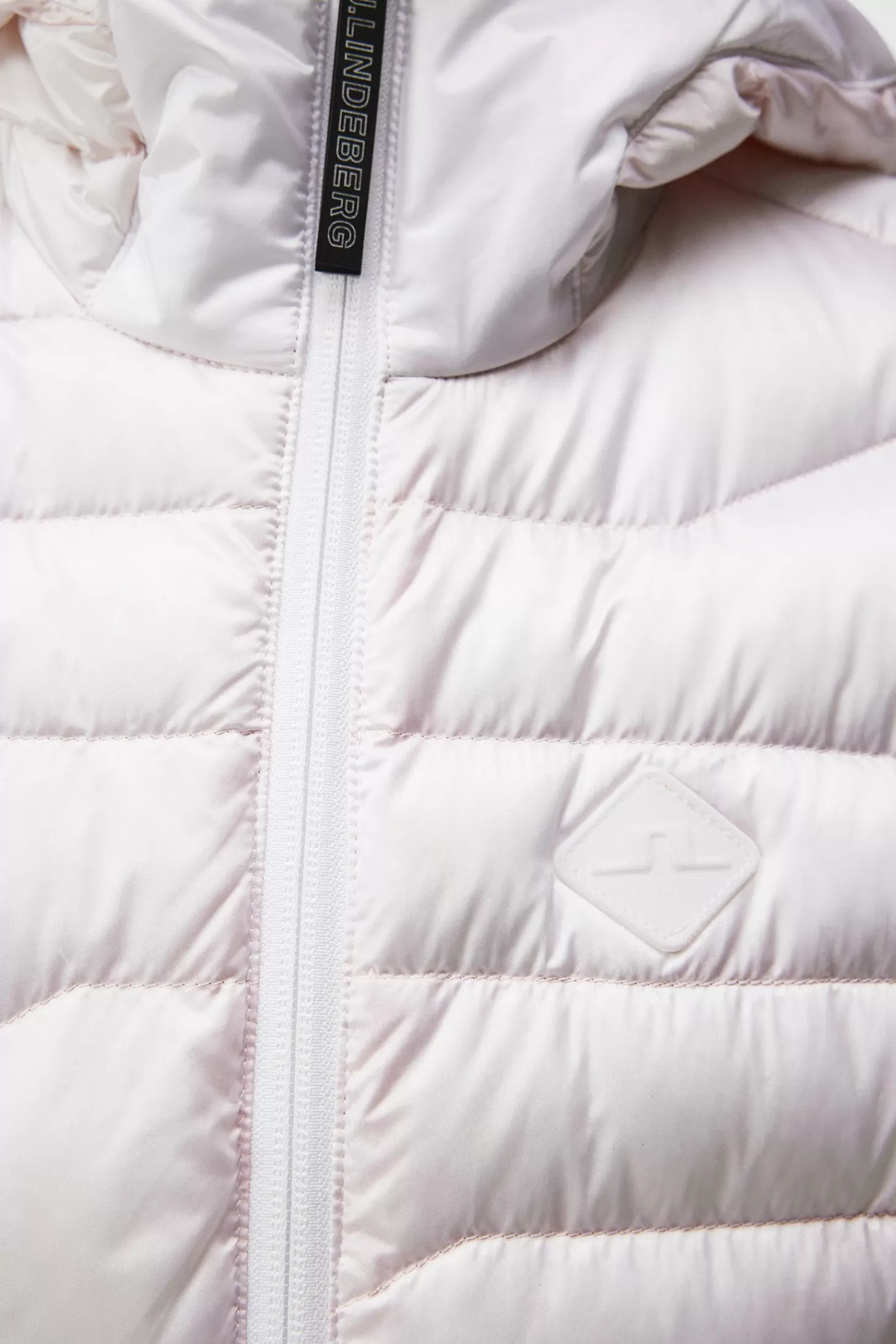 w_cliff_light_down_parka_5-1.webp W Cliff Light Down Parka | J.Lindeberg Best